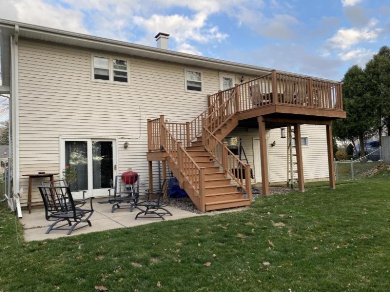 712 S 18th Ave West Bend, WI 53095-3759 by First Weber Real Estate $247,500