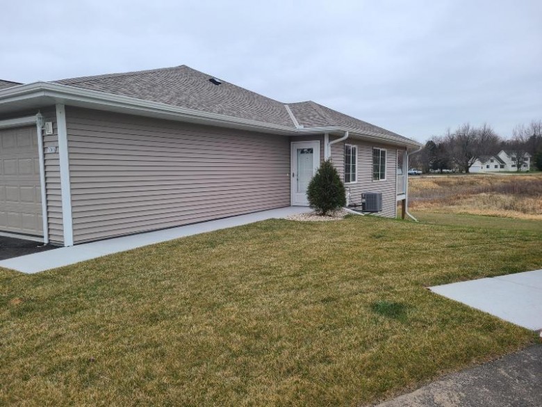 1369 S Wilson Ave Hartford, WI 53027 by Greg James Realty $301,598