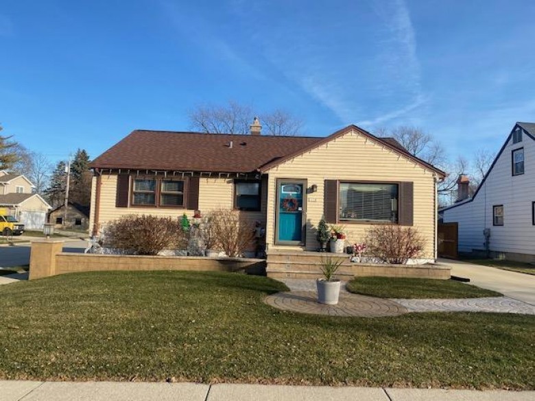 1114 S 97th St West Allis, WI 53214-2623 by Berkshire Hathaway Homeservices Metro Realty $199,900