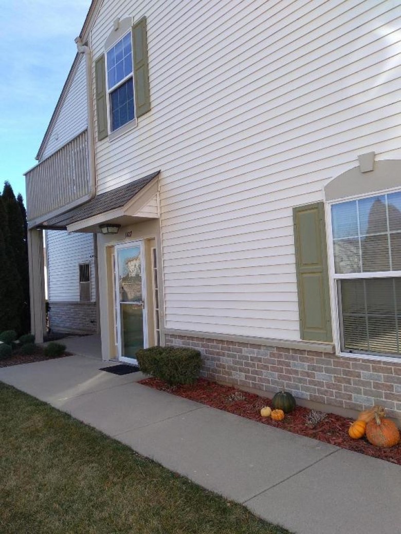 1107 Bedford Ct 201 Mount Pleasant, WI 53406 by Trecroci Realty $215,000