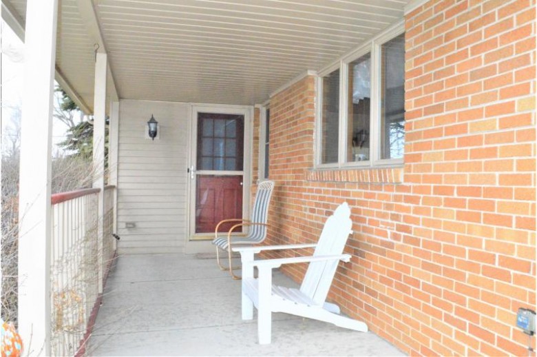 6734 N 114th St, Milwaukee, WI by Realty Executives Integrity~brookfield $149,900