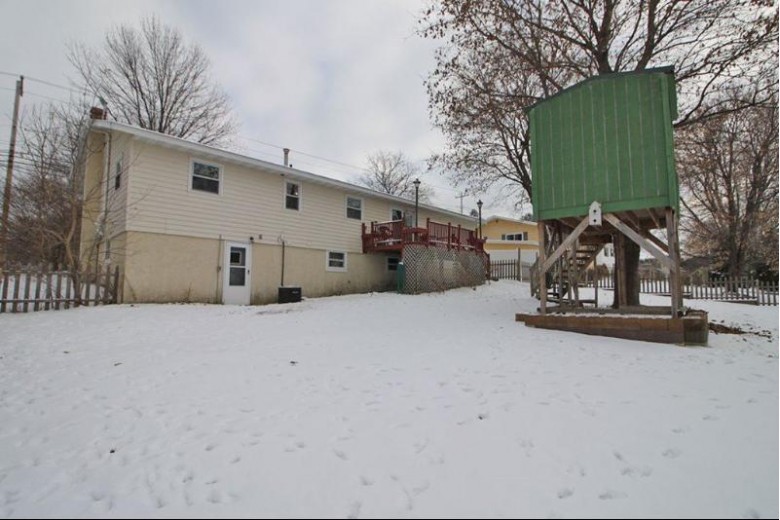 802 S 10th Street, Wausau, WI by Coldwell Banker Action $154,900