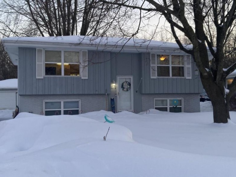 3019 Navajo Trl, Racine, WI by Coldwell Banker Realty $199,900