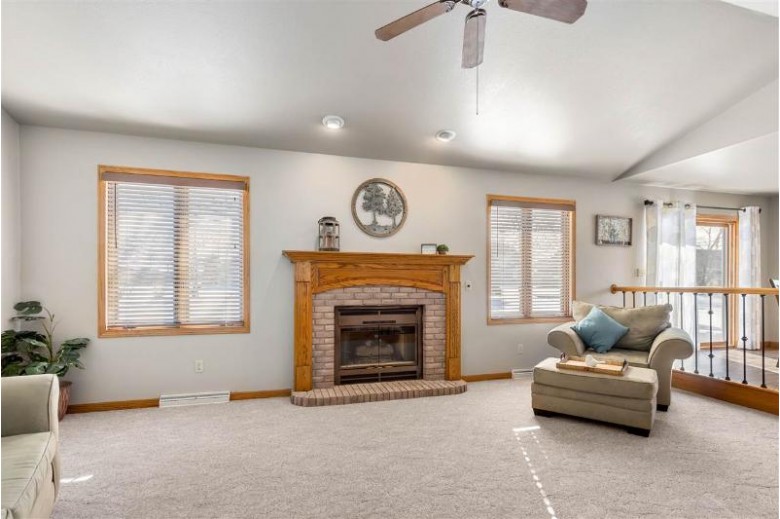W2513 Pioneer Court, Appleton, WI by Expert Real Estate Partners, LLC $280,000