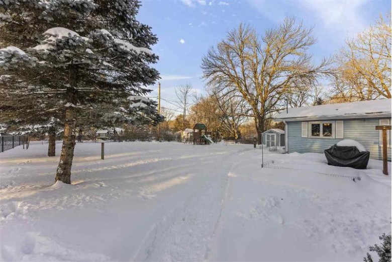 5145 Loruth Terr Madison, WI 53711 by Mhb Real Estate $369,900