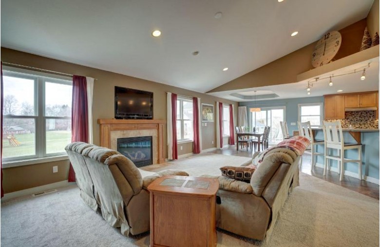 W227N4139 Bridge Ct, Pewaukee, WI by Badger Realty Team-Cottage Grove $499,900
