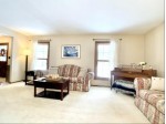 W315S1075 Glacier Pass Delafield, WI 53018-3422 by Lake Country Flat Fee $349,900