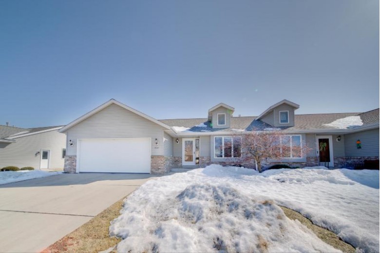 1545 Nature Trl, Hartford, WI by Realty Executives Connect $259,900