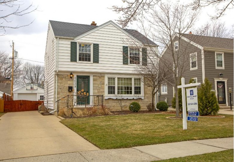 5639 N Bay Ridge Ave Whitefish Bay, WI 53217-4717 by Coldwell Banker Realty $409,900