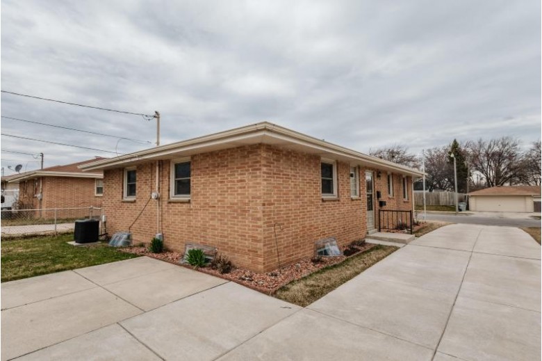 2261 W Carpenter Ave, Milwaukee, WI by Firefly Real Estate, Llc $164,900