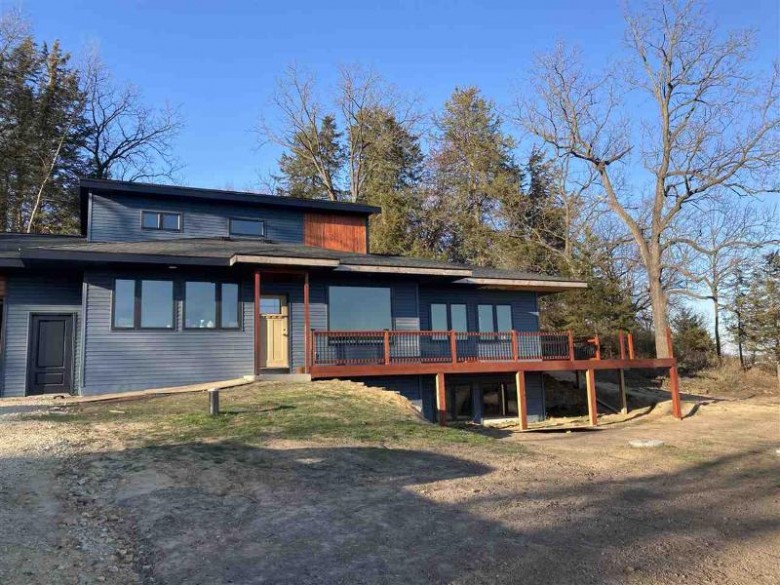 8625 Moscow Cemetery Rd Blanchardville, WI 53516 by Re/Max Preferred $380,000