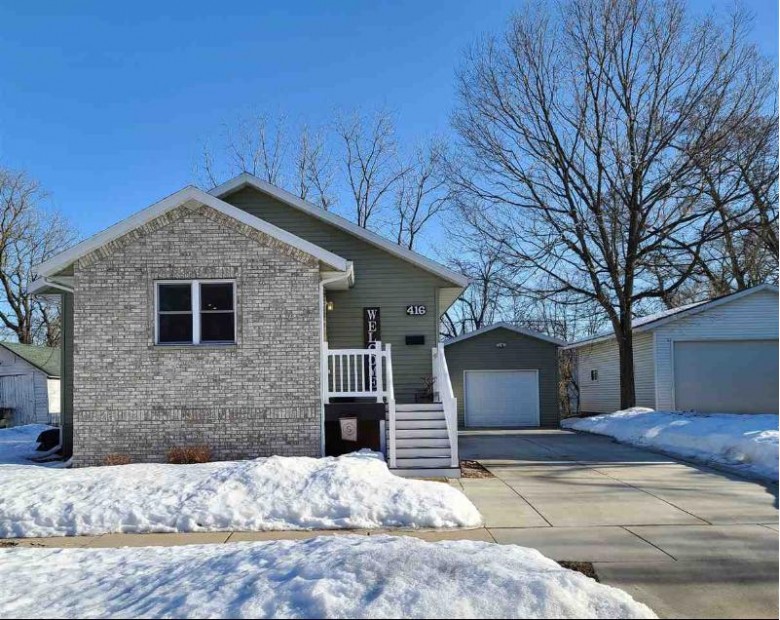 416 E Edgewater St Portage, WI 53901 by First Weber Real Estate $204,900