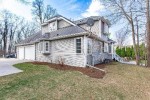 510 Oriole Ln, Howards Grove, WI by Re/Max Universal $518,900