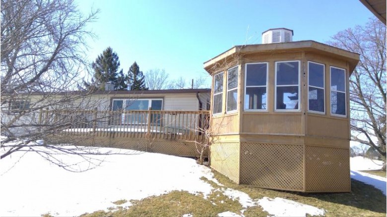 8511 368th Ave, Burlington, WI by Coldwell Banker Real Estate Group $290,000