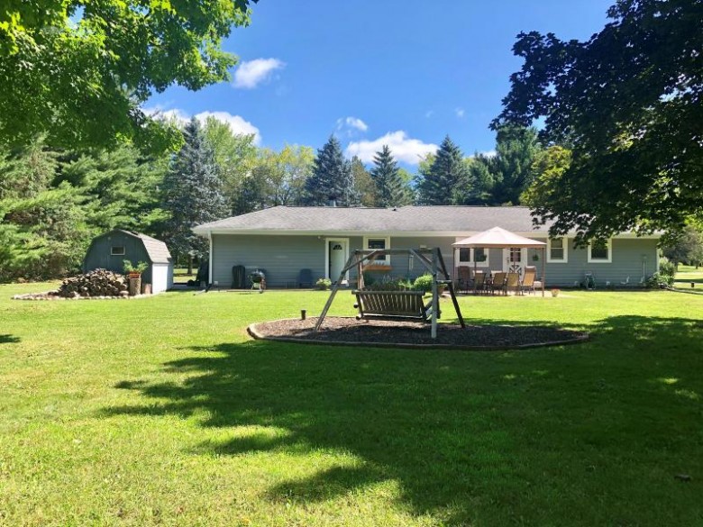 N94W23655 Hermitage Dr, Colgate, WI by Trading Places Realty $324,900