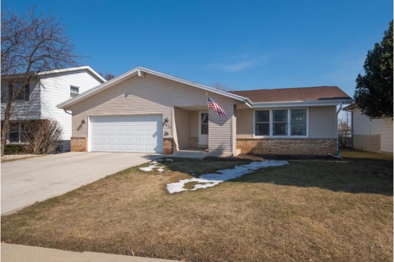 8659 39th Ave Kenosha, WI 53142-5055 by First Weber Real Estate $289,900