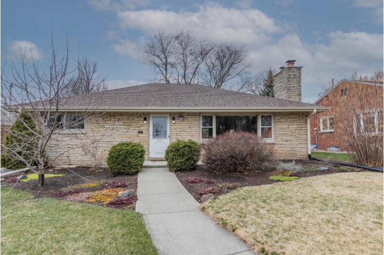 5796 W Kinnickinnic River Pkwy, West Allis, WI by First Weber Real Estate $272,500