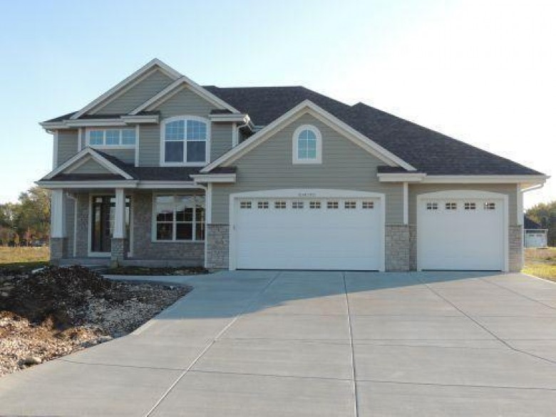 N54W23859 Johanssen Ct Sussex, WI 53089-2142 by Redefined Realty Advisors Llc $549,900