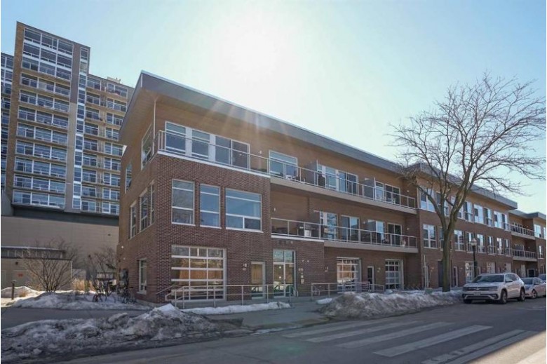 819 E Mifflin St 304 Madison, WI 53703 by Mode Realty Network $499,900