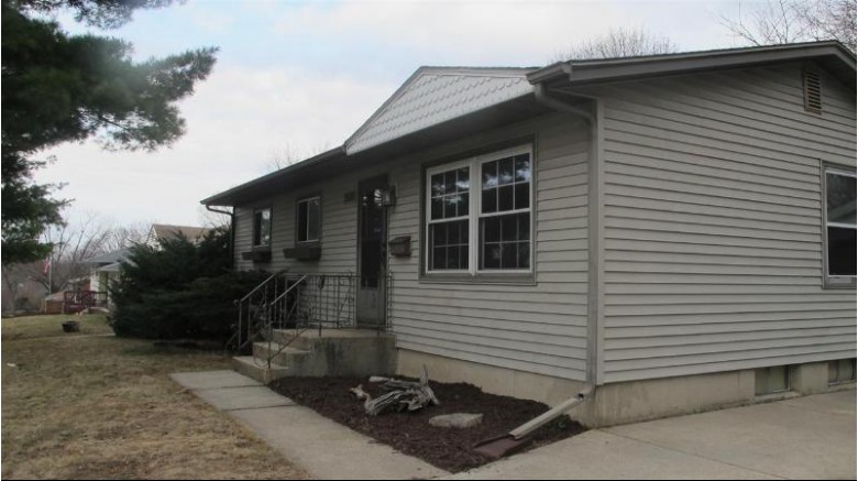 1918 Browning Rd Madison, WI 53704 by First Weber Real Estate $209,900