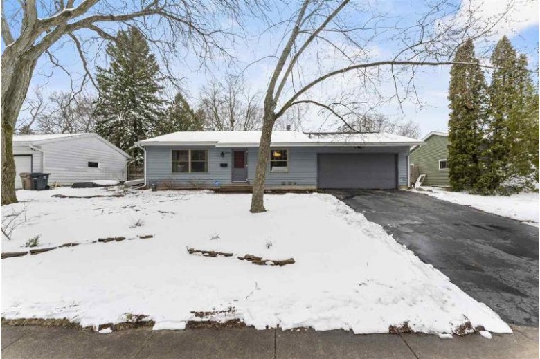 2402 Westbrook Ln Madison, WI 53711 by Mhb Real Estate $299,900
