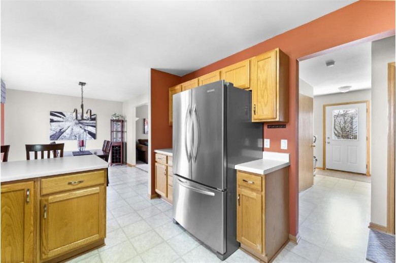 5 Wopat Ln, Madison, WI by Mhb Real Estate $334,900