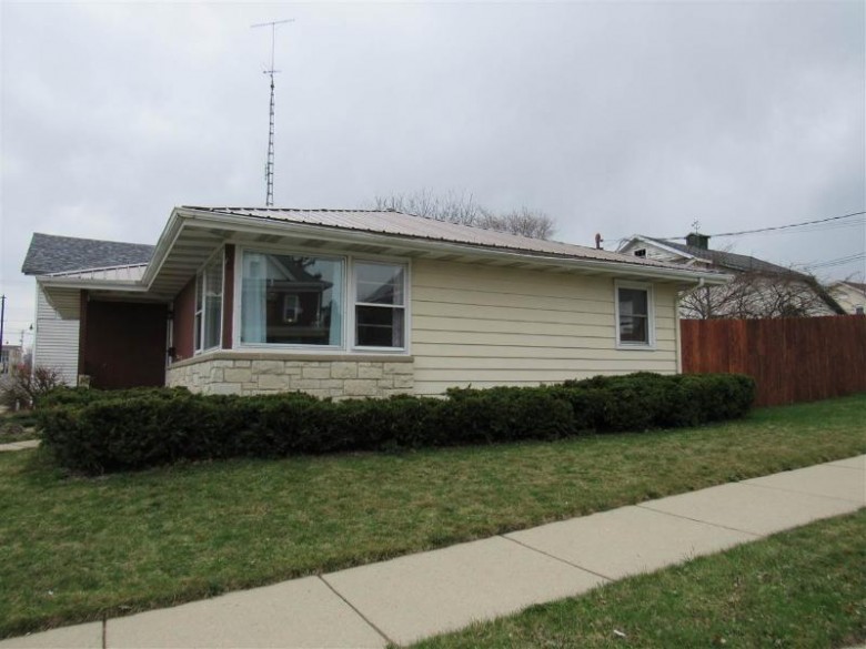 1304 9th St Monroe, WI 53566 by First Weber Real Estate $149,900