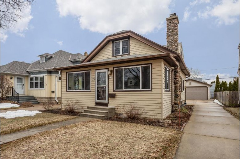 3338 N 78th St, Milwaukee, WI by Keller Williams Realty-Milwaukee North Shore $199,900