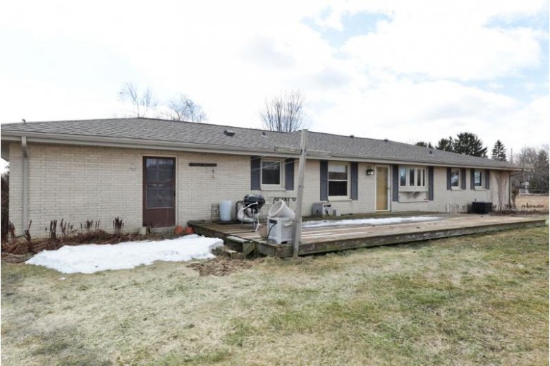 4696 Pleasant Hill Rd, Richfield, WI by Re/Max Realty Pros~milwaukee $415,000
