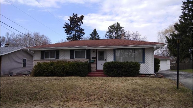 4722 W Rochelle Ave, Milwaukee, WI by Coldwell Banker Realty $160,000