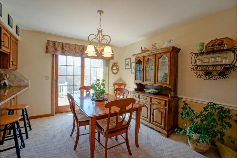 913 Country Ln, Watertown, WI by Lake Country Flat Fee $299,900