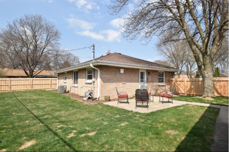 3321 S 70th St, Milwaukee, WI by Shorewest Realtors, Inc. $210,000