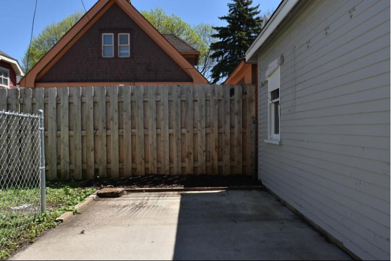 2814 N 57th St Milwaukee, WI 53210-1533 by Premier Point Realty Llc $184,900