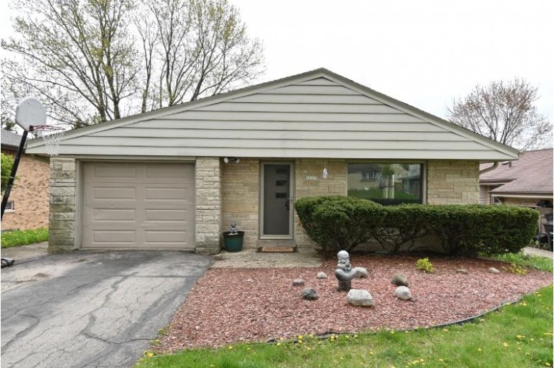 10101 W Highwood Ave Wauwatosa, WI 53222-2301 by Shorewest Realtors, Inc. $229,000