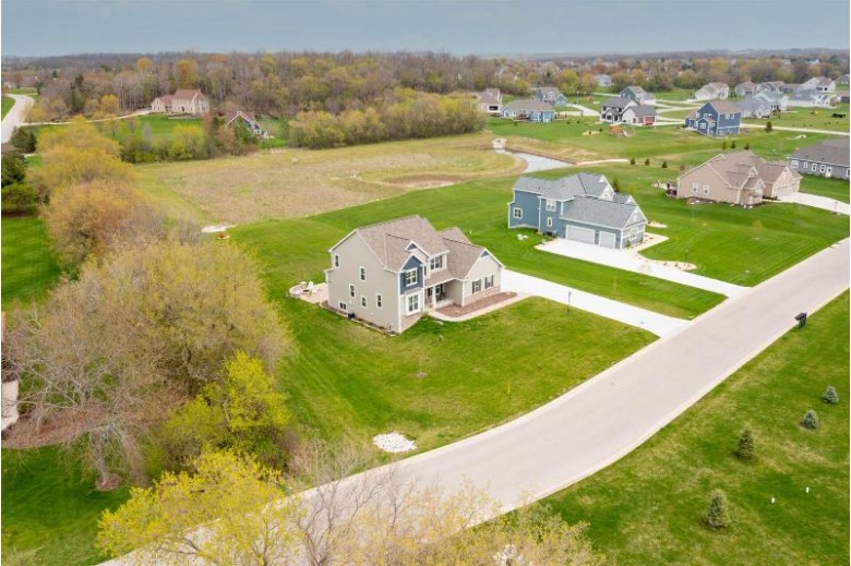 N69W27986 Steepleview Ln Hartland, WI 53029-8707 by Re/Max Realty Pros~milwaukee $599,500