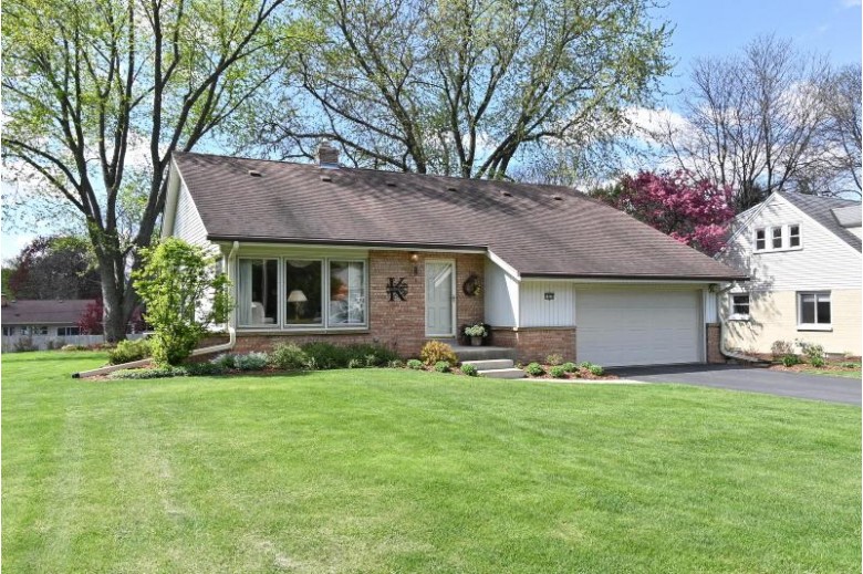 12229 W Woodland Ave Wauwatosa, WI 53226-2949 by M3 Realty $369,900