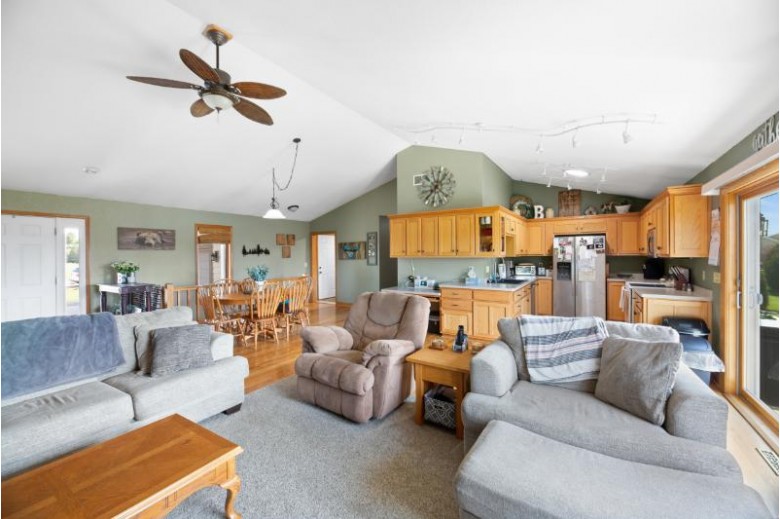 W1189 Rolling Hills Dr Rubicon, WI 53078-9612 by Shorewest Realtors, Inc. $334,900