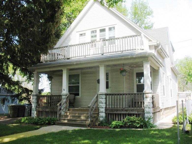 3556 S Clement Ave, Milwaukee, WI by Century 21 Affiliated - Oak Creek $249,900