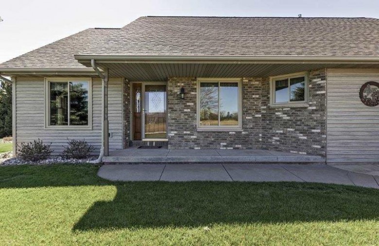 2795 St Pats Drive Suamico, WI 54313 by Assist 2 Sell Buyers & Sellers Realty, LLC $399,900