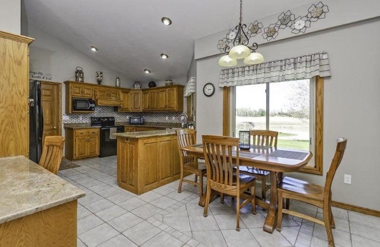 2795 St Pats Drive, Suamico, WI by Assist 2 Sell Buyers & Sellers Realty, LLC $399,900