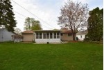 735 W Linwood Avenue Oshkosh, WI 54901-1822 by RE/MAX On The Water $179,900