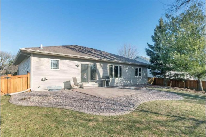 518 Wyalusing Dr Madison, WI 53718 by Keller Williams Realty $366,500