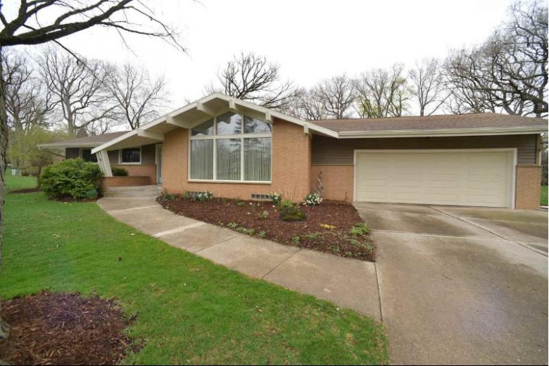 1830 Wisconsin Ave, Sun Prairie, WI by Re/Max Preferred $319,900