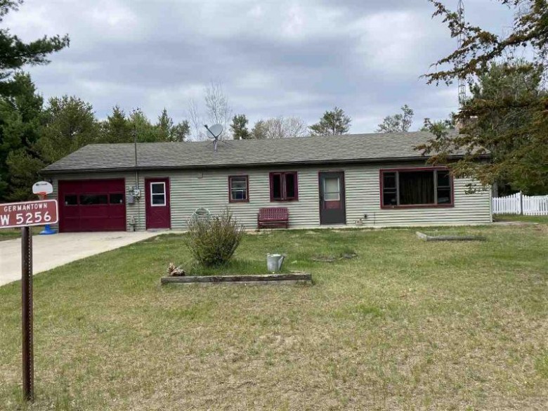 W5256 Wiley Ln, New Lisbon, WI by Re/Max Realpros $119,900