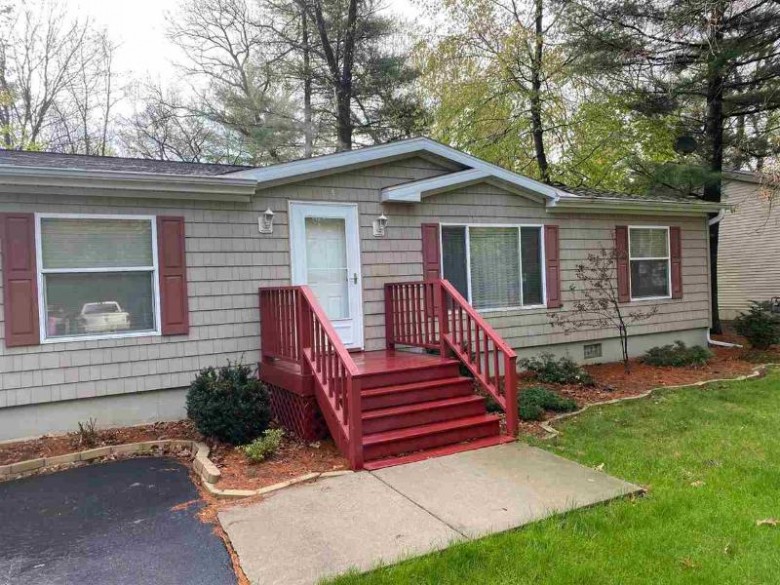 124 Red Oak Dr, Lake Delton, WI by Cold Water Realty, Llc $159,900