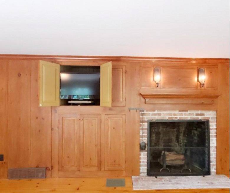 12298 Blitzen Dr, Presque Isle, WI by Up-North Living Real Estate Llc $439,000