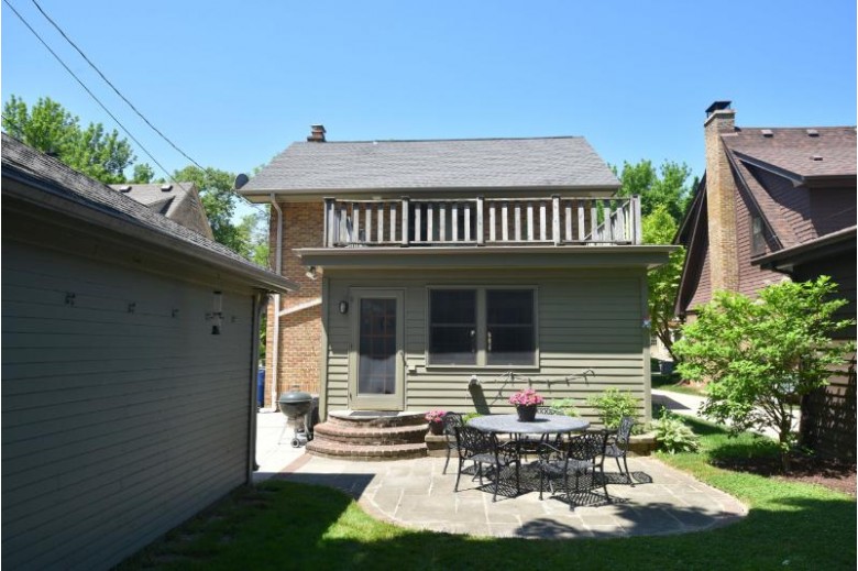 4730 N Woodburn St Whitefish Bay, WI 53211-1126 by Shorewest Realtors, Inc. $525,000