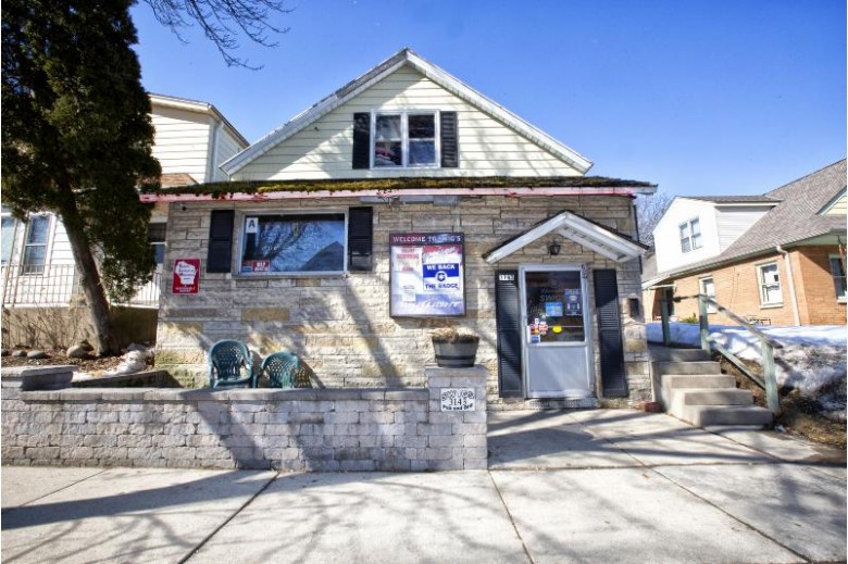 3143 S Clement Ave Milwaukee, WI 53207-2835 by Re/Max Realty Pros~milwaukee $260,000