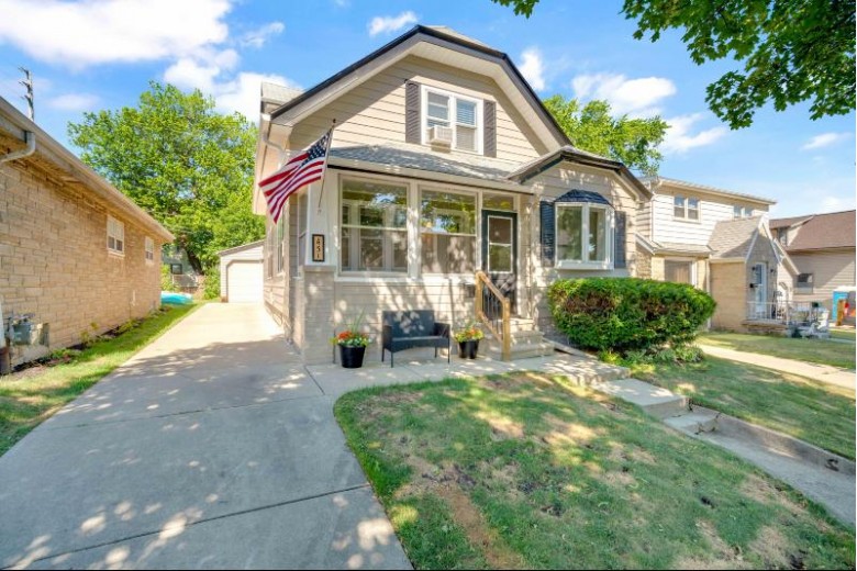 431 S 86th St Milwaukee, WI 53214 by Response Realtors $219,500