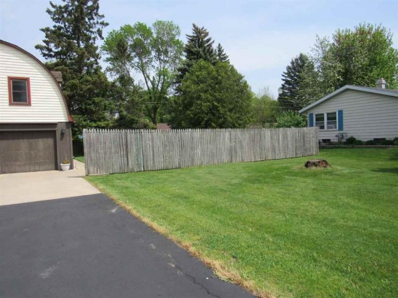 1256 Hwy Ii Neenah, WI 54956-1951 by Century 21 Affiliated $169,000